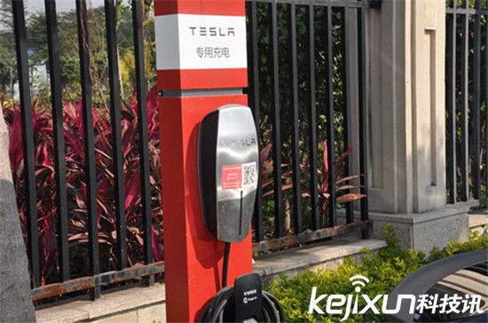 因過(guò)熱事故 特斯拉召回部分充電器
