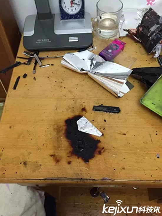 蘋果iPad Air充電時爆炸 威力巨大現(xiàn)場慘烈