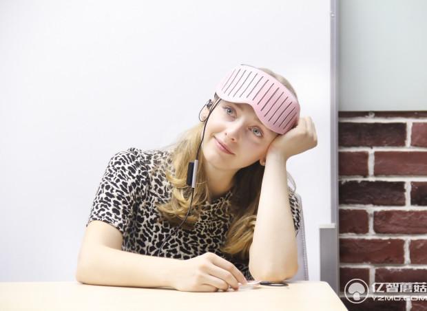 眼罩只是遮光?NO!這款眼罩能聽歌還能提高睡質