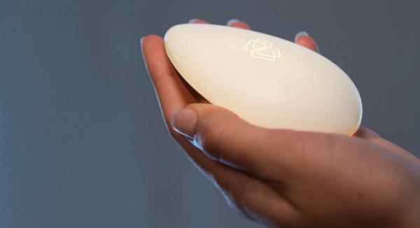 手里握著這個“香皂”就能平靜下來?我不信