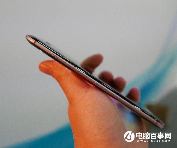 八曲面?攝像頭 榮耀Magic真機圖賞