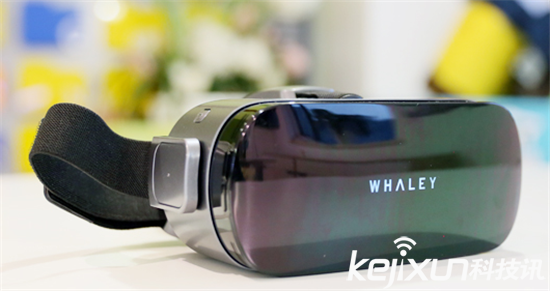 微鯨VR一體機：獲新浪科技風云榜最佳AR/VR產品獎 
