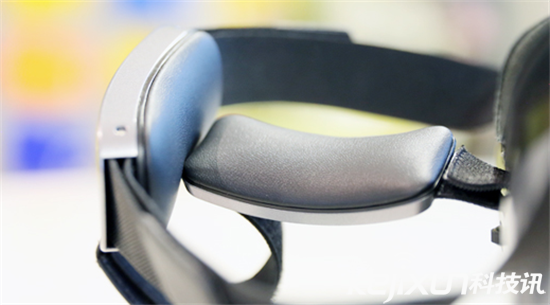 微鯨VR一體機：獲新浪科技風云榜最佳AR/VR產品獎 