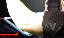 綁上能吸附手機(jī)的V-DOCK360臂帶   除了坐地鐵啥情況都好使