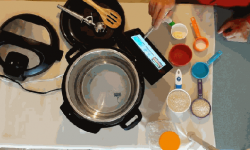 帶屏幕有教程的PuchyPot高壓鍋？廚房菜鳥也敢露一手了