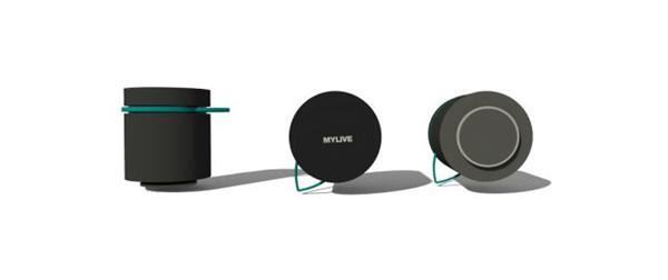 吉他撩妹大法？那帶上能錄專屬伴奏的小音箱吧