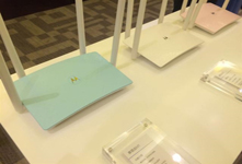 摩托羅拉發(fā)布家用無(wú)線路由器M1 售價(jià)239元