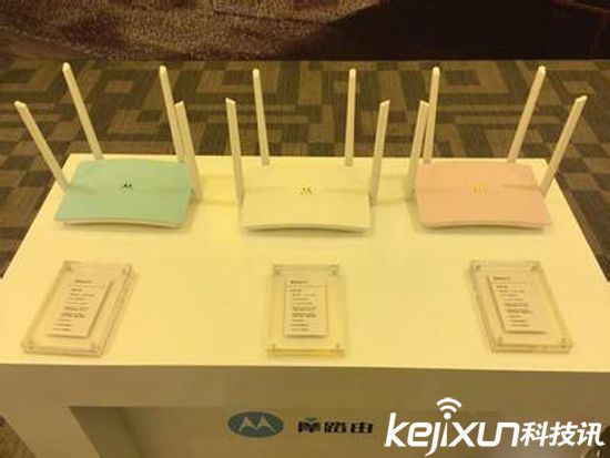 摩托羅拉發(fā)布家用無(wú)線路由器M1 售價(jià)239元