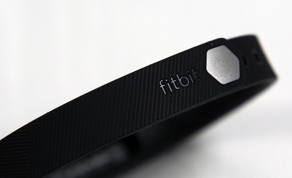 Fitbit Flex 2智能手環評測：支持游泳記錄