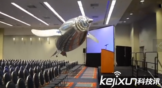 Festo展示三款仿生機器人 空中翱翔的蝴蝶水母和企鵝