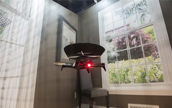 機(jī)器人扎堆CES 這些新品不容錯過 機(jī)器人扎堆CES 這些新品不容錯過