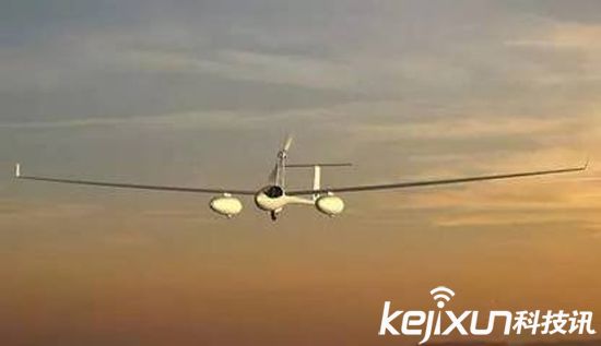 我國首架氫燃料電池飛機試飛成功 飛行全程零污染排放