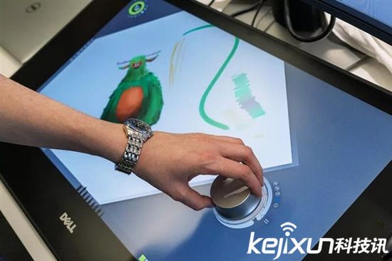 戴爾推出Canvas智能畫板 對標(biāo)微軟Surface Studio
