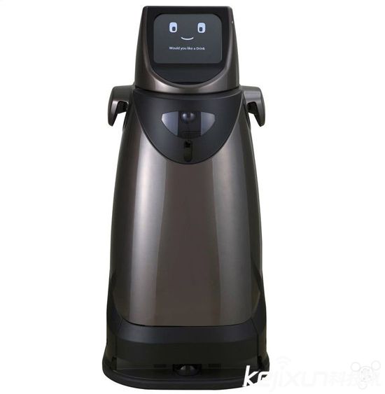 松下HOSPI(R)機器人投入使用 充當機場和酒店服務人員