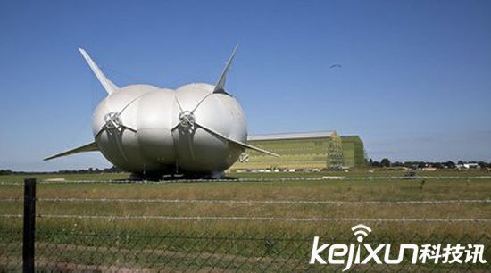 你見過飛在天上的屁股嗎?“飛行屁股”回來了