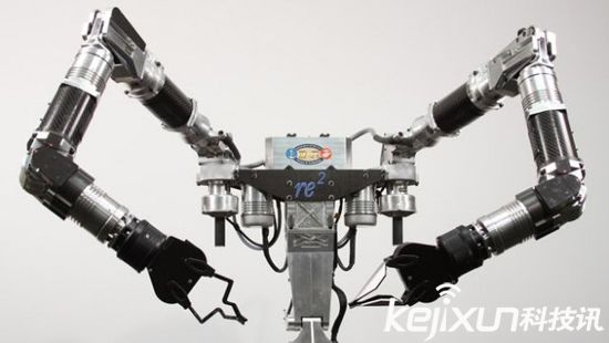 美國海軍研制水下拆彈機器人 還可維修海上鉆井平臺