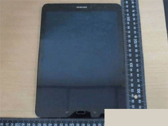 三星Tab S3平板曝光 對(duì)標(biāo)iPad新品