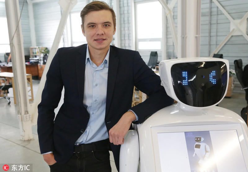 莫斯科地鐵啟用機器人助手 會講笑話逗乘客開心 莫斯科地鐵啟用機器人助手 會講笑話逗乘客開心