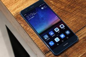 華為nova青春版sim卡安裝教程 華為nova青春版怎么裝卡？