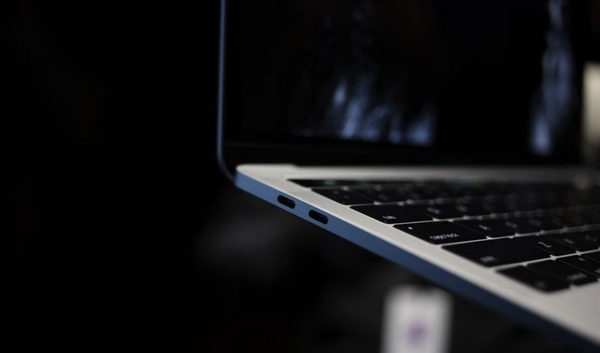 USB-C接口果然是個大坑:蘋果重新召回MagSafe
