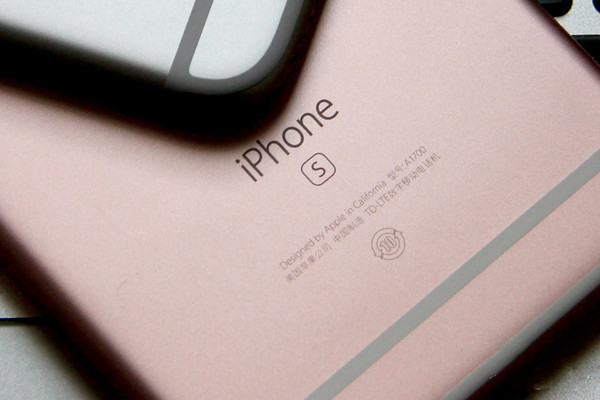 盤點手機顏色那些事 看看手機廠商為手機配色取名字