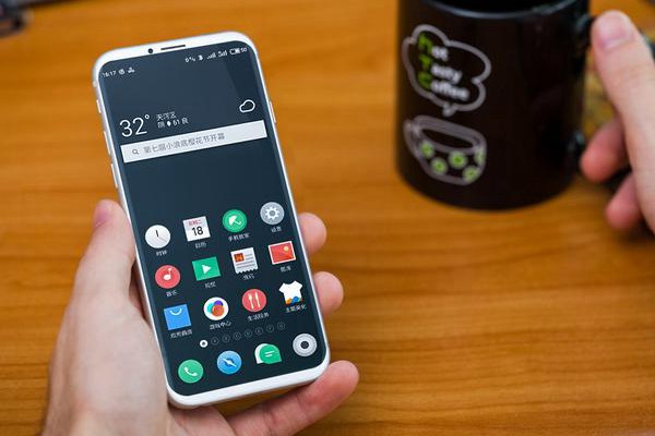 魅族全面屏<a href=/mobile/ target=_blank class=infotextkey>手機</a>呼之欲出 魅友：這簡直太美了！