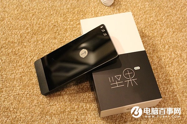 圓滑之中的銳麗異類 堅果Pro簡單上手評測