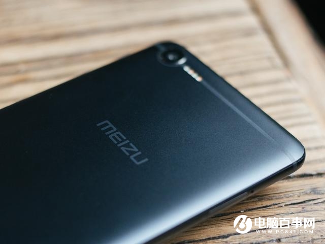 羅永浩放低了姿態 魅族和錘子誰能走得更遠?