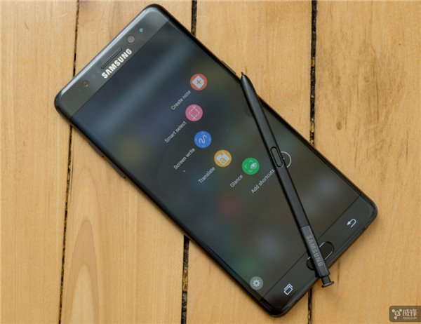 盤點：那些<a href=/mobile/android/ target=_blank class=infotextkey>安卓</a>手機陣營引領的主流技術