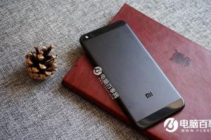 小米5c拆后蓋教程 小米5C后蓋怎么打開？能換嗎？