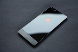 羅永浩回應(yīng)堅(jiān)果Pro質(zhì)量問題：會(huì)盡快解決