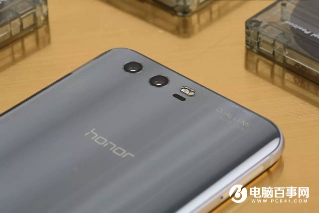 漂亮的小屏旗艦 榮耀9海鷗灰開箱與上手體驗