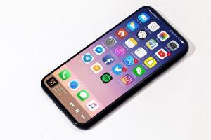 iPhone 8也許很驚艷 但這設(shè)計(jì)連分析師都搖頭了