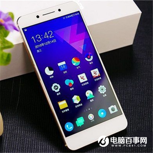 看準了再下手!6款可能降價清倉的旗艦手機推薦