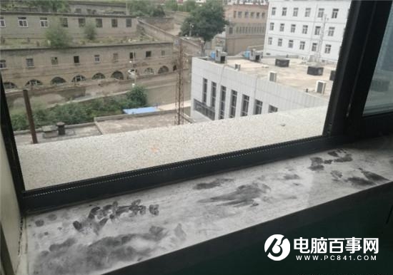 產(chǎn)婦墜樓身亡 院方還沒(méi)決定是剖腹產(chǎn)還是順產(chǎn)時(shí)孕婦已跳樓