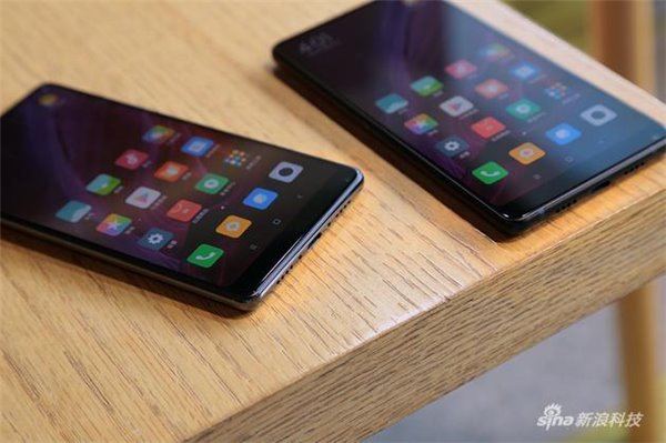 小米MIX 2評測：敢在蘋果發(fā)布會(huì)前推新旗艦，靠這些