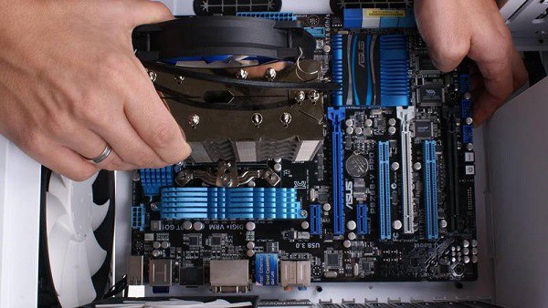 主板出貨量暴跌 你們都不換電腦的嗎？