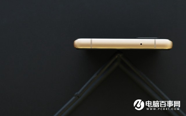 全面屏2.1設計 努比亞Z17S外觀評測