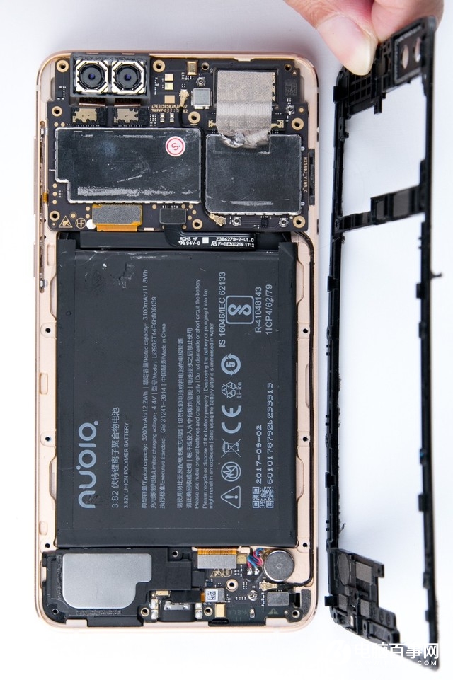 努比亞Z17miniS拆機圖解評測 深扒nubia Z17miniS做工如何