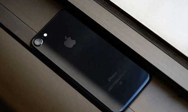 華為Mate9“發(fā)飆”: 一夜狂跌“最低價(jià)” iPhone7“很受傷”2