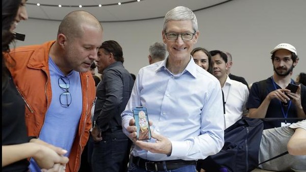 外媒評(píng)iPhone X：雖然價(jià)格不菲 但還是不錯(cuò)