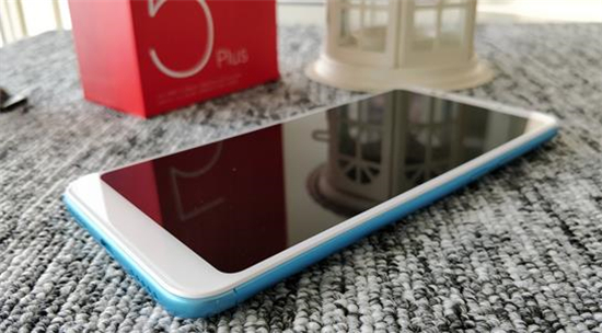 4款熱門千元全面屏手機 哪個才是你的菜？