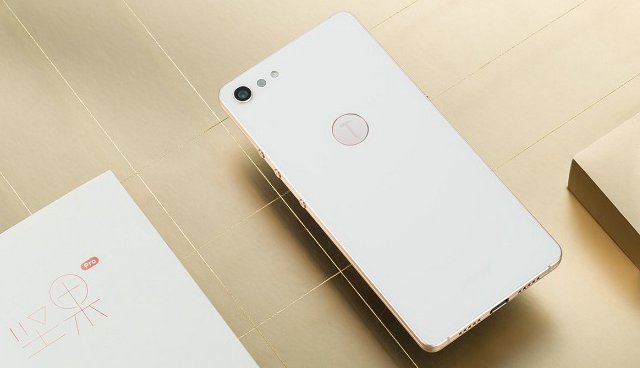 款款高顏值高性價比 6款好看又好用的全面屏手機推薦