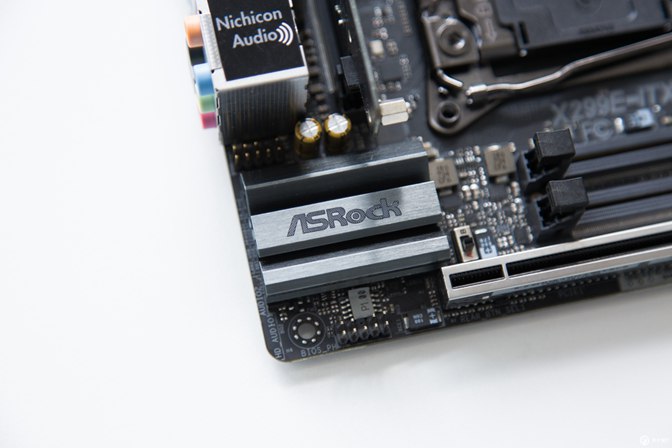 小體積卻有大能量 i9-7980XE迷你小機箱裝機實錄