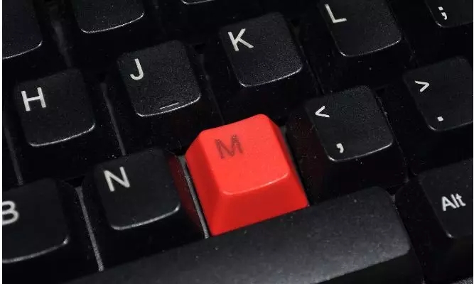 幾招輕松解決鍵盤油膩問題 鍵盤油膩怎么清洗？