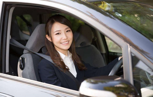 40年老司機總結(jié)的20條駕駛技巧 看一遍勝過你開10年車！