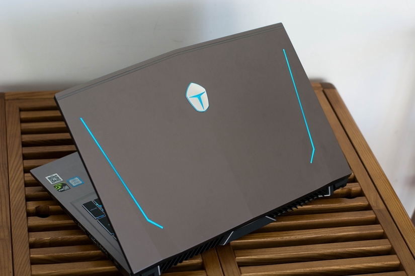 雷神Dino游戲本評測：強悍的性能，今晚吃雞