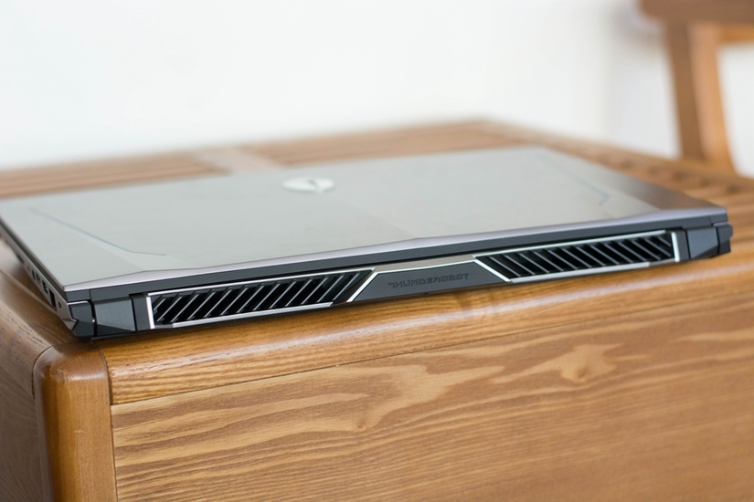 雷神Dino游戲本評測:大吉大利,今晚吃雞