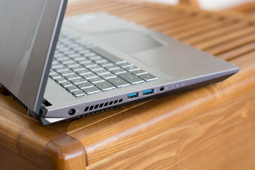 雷神Dino游戲本評測:大吉大利,今晚吃雞