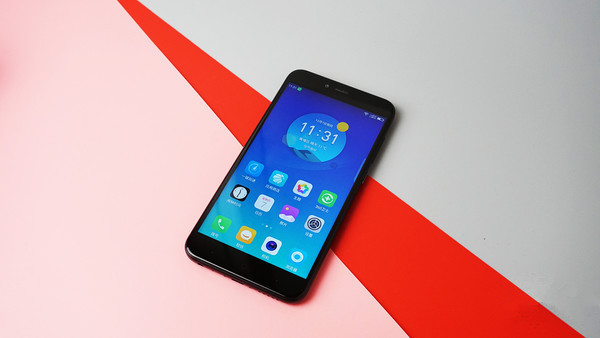 二月中端機(jī)哪款好 2018年2月值得買的中端手機(jī)推薦薦